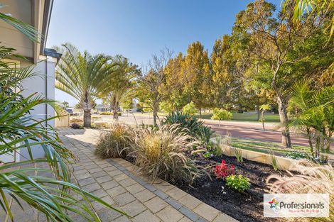 Property photo of 2 O'Dea Gate Canning Vale WA 6155