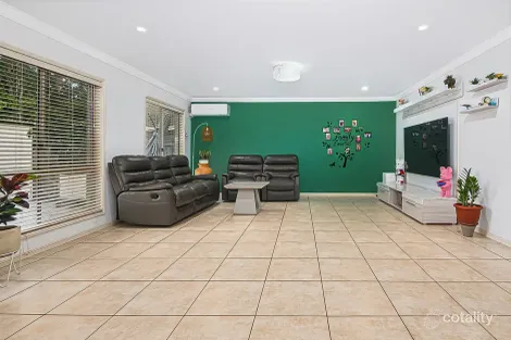 Property photo of 44 Nullarbor Circuit Forest Lake QLD 4078