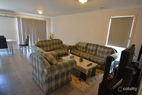 Property photo of 43 Kernan Court Craigieburn VIC 3064