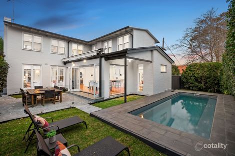 Property photo of 2 Foster Avenue Glen Huntly VIC 3163