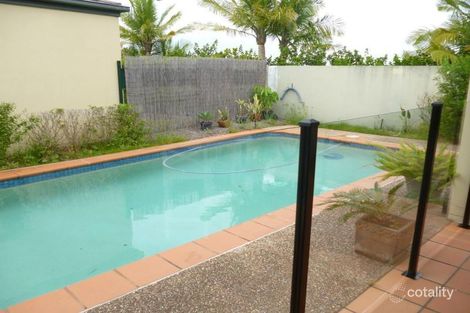 Property photo of 547 Oyster Cove Promenade Helensvale QLD 4212