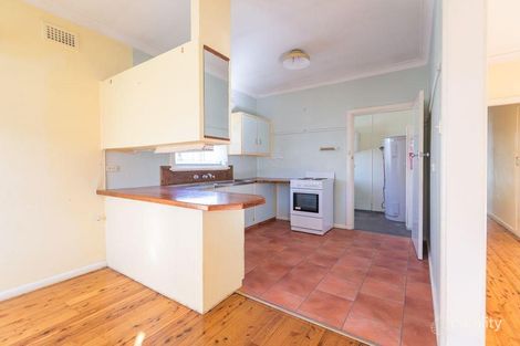 Property photo of 11 Sapphire Crescent East Tamworth NSW 2340