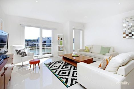Property photo of 114 The Esplanade Caroline Springs VIC 3023