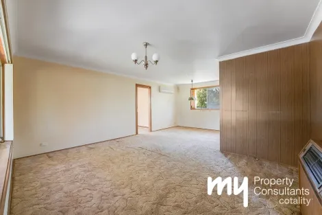 Property photo of 4 Aston Place Leumeah NSW 2560