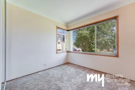 Property photo of 4 Aston Place Leumeah NSW 2560