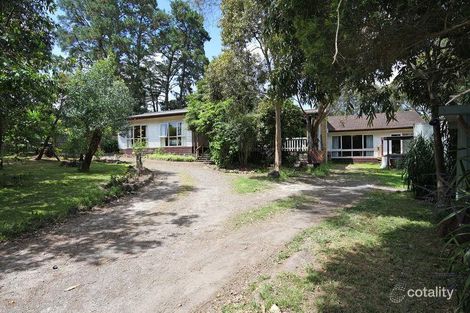 Property photo of 2-4 Bowmore Avenue Park Orchards VIC 3114