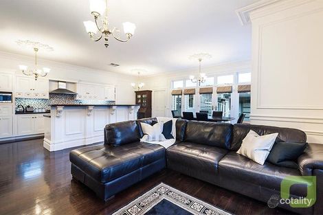 Property photo of 6 Oberon Way Newport VIC 3015