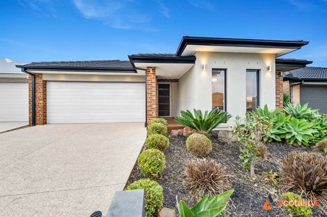 5 Statham View, Cranbourne West, VIC 3977