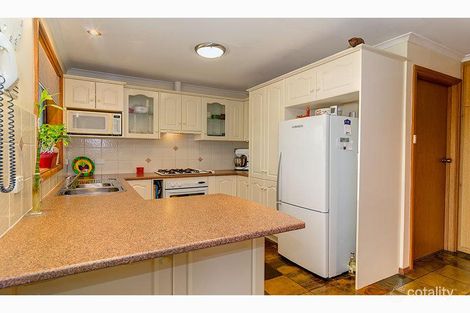 Property photo of 7 Bennett Close Aberfoyle Park SA 5159