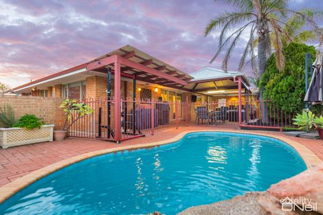 Property photo of 18 Hollyoak Place Thornlie WA 6108