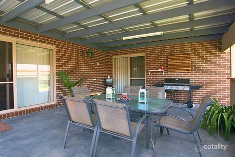 Property photo of 5 Neddletail Crescent South Morang VIC 3752