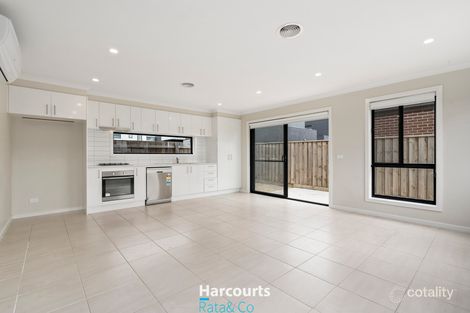 Property photo of 20 Aylesbury Terrace Werribee VIC 3030