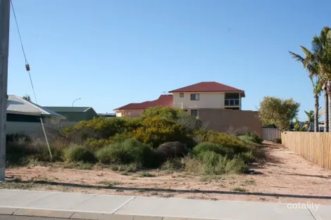 Property photo of 14 Spaven Way Denham WA 6537