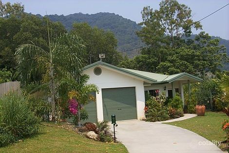 Property photo of 5 Cassandra Close Mooroobool QLD 4870