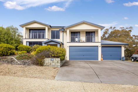 Property photo of 25 Myrtle Close Jerrabomberra NSW 2619