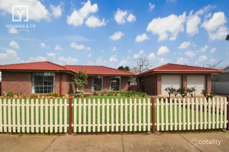 Property photo of 3 Craigmuir Drive Mooroopna VIC 3629