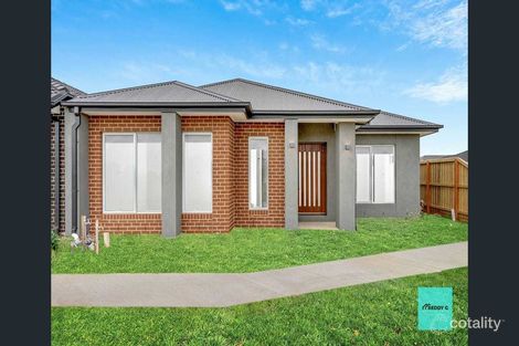 Property photo of 15 Flag Boulevard Tarneit VIC 3029