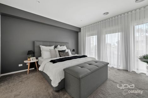 Property photo of 15 Willsmere Way Mickleham VIC 3064