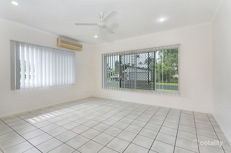 Property photo of 3 Jordan Close Mooroobool QLD 4870