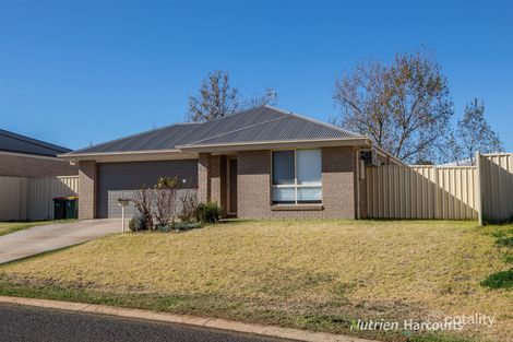 Property photo of 62 Zirilli Avenue Griffith NSW 2680