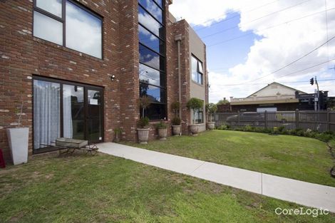 Property photo of 77 Grange Road Glen Huntly VIC 3163