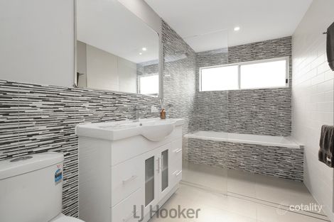 Property photo of 30 Arcadia Street Arcadia Vale NSW 2283