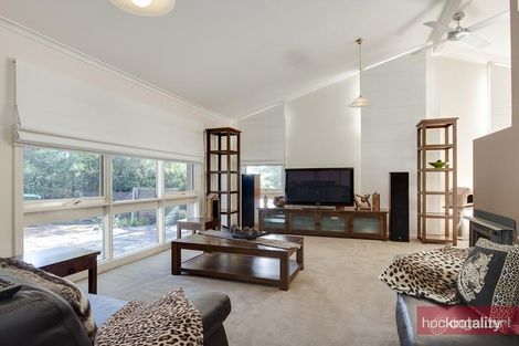 Property photo of 22 Burnett Crescent Frankston South VIC 3199