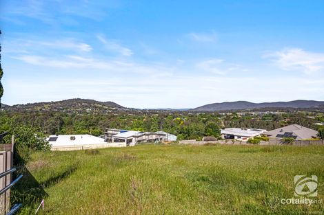 Property photo of 4 Avondale Drive Wodonga VIC 3690