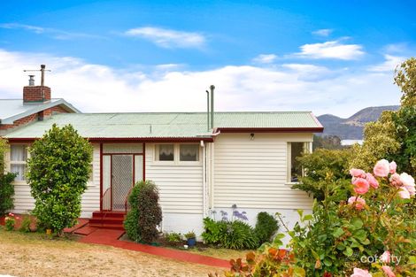 Property photo of 15 Pekurn Crescent Berriedale TAS 7011