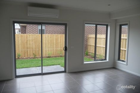 Property photo of 1/71 Reid Street South Morang VIC 3752