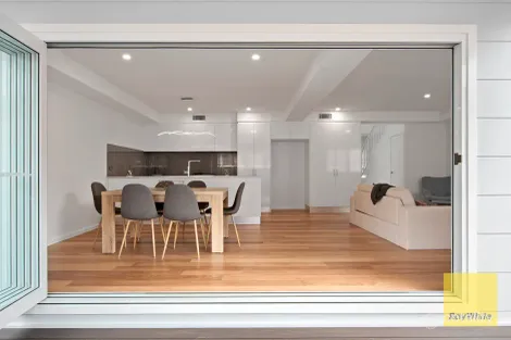 4/5 Bangalow St, Ettalong Beach, NSW 2257