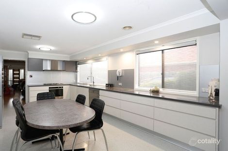 Property photo of 14 Stainsby Crescent Roxburgh Park VIC 3064