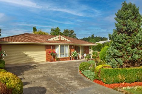 16 Farnham Rd, Healesville, VIC 3777