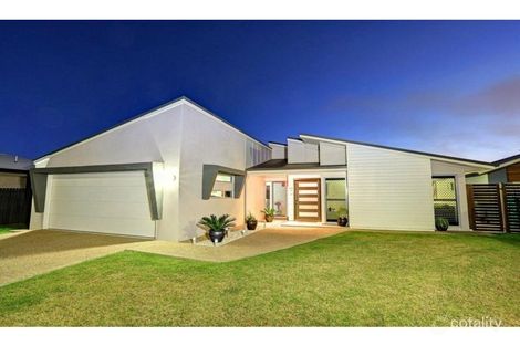 15 Wedgeleaf Pl, Ashfield, QLD 4670