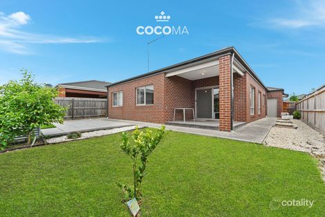 Property photo of 16 Henbury Street Cranbourne North VIC 3977