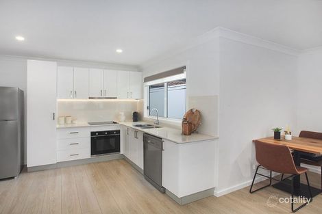 Property photo of 33A Wendy Drive Point Clare NSW 2250
