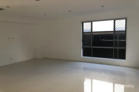 Property photo of 16 Sunset Place Springfield Lakes QLD 4300