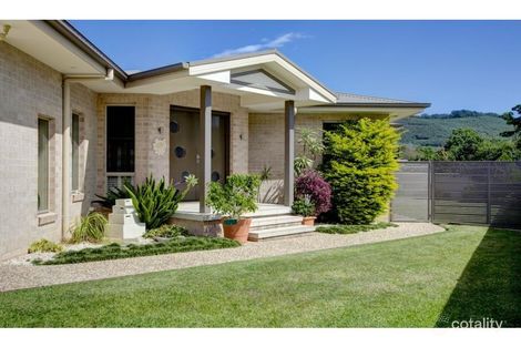 Property photo of 7 Violet Court Coffs Harbour NSW 2450