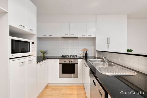 Property photo of 204/102-118 Camberwell Road Hawthorn East VIC 3123