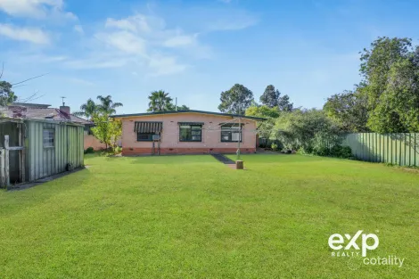 11 Trembath Rd, Elizabeth Vale, SA 5112