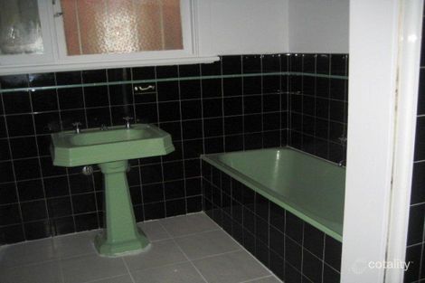 Property photo of 296 Springvale Road Glen Waverley VIC 3150