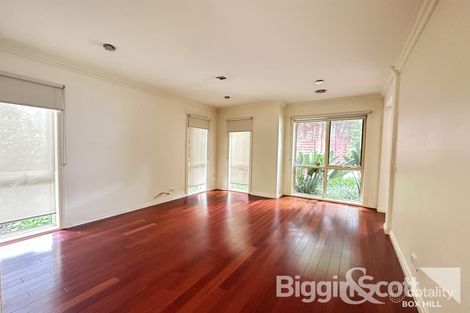 Property photo of 2/42 Box Hill Crescent Mont Albert North VIC 3129