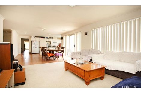 Property photo of 6 Ashby Lane Caroline Springs VIC 3023