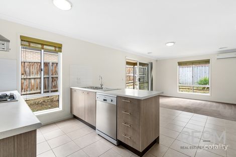 Property photo of 4 Puckle Road Doreen VIC 3754