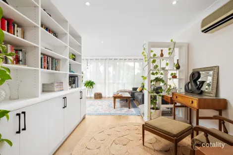 Property photo of 15 Roberta Avenue Kariong NSW 2250