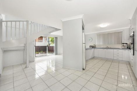 Property photo of 1/7 Kylie Close Lake Haven NSW 2263
