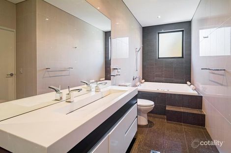 Property photo of 20-24 Sailors Bay Road Northbridge NSW 2063