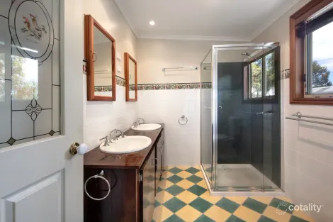 Property photo of 104A High Street Maldon VIC 3463