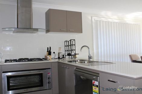 Property photo of 30 Jackson Crescent Elderslie NSW 2570