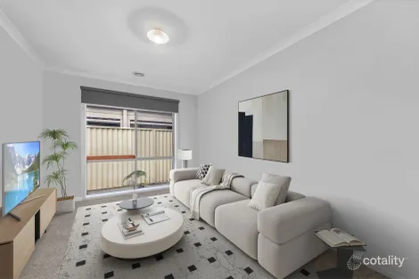 Property photo of 8 Salvia Avenue Pakenham VIC 3810